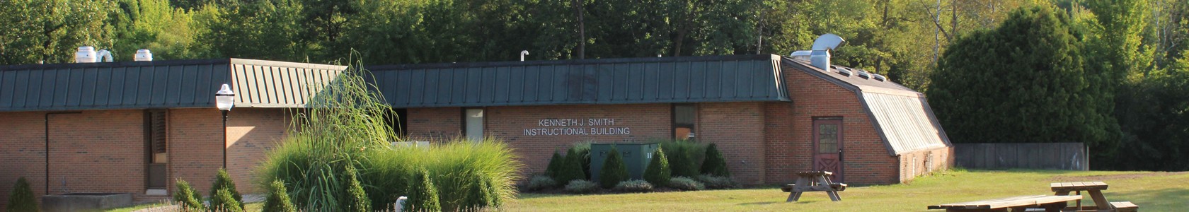ɫ's Sidney campus, Kenneth J. Smith Instructional Building