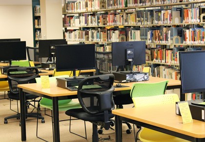 ɫ Library computer lab